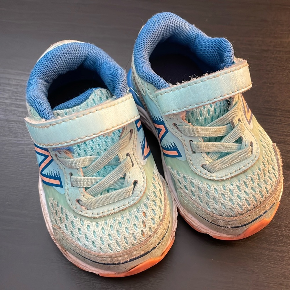 New Balance Infant size 2 XW